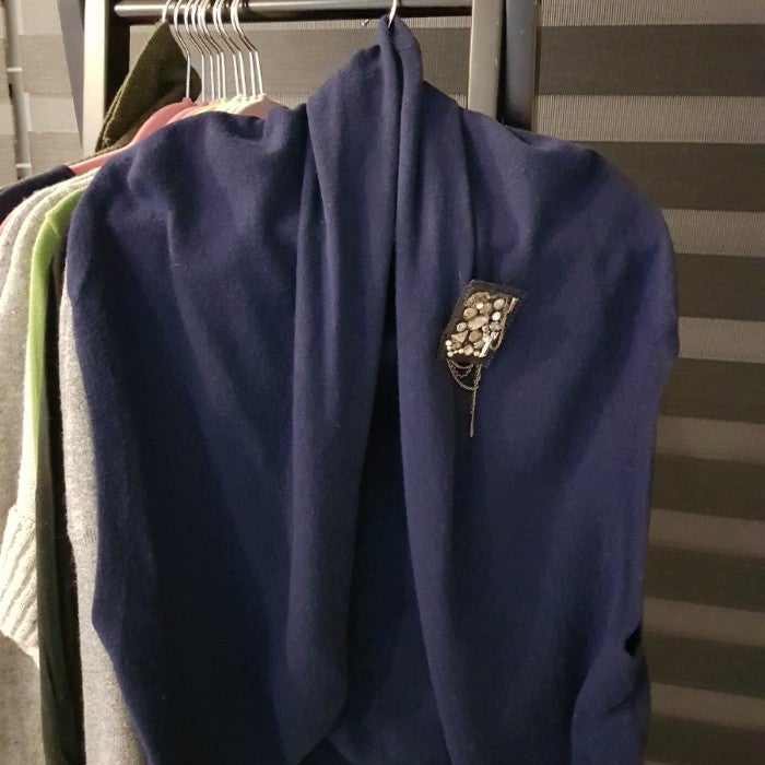 번개장터 [FREE] 나이스크랍 숄가디건