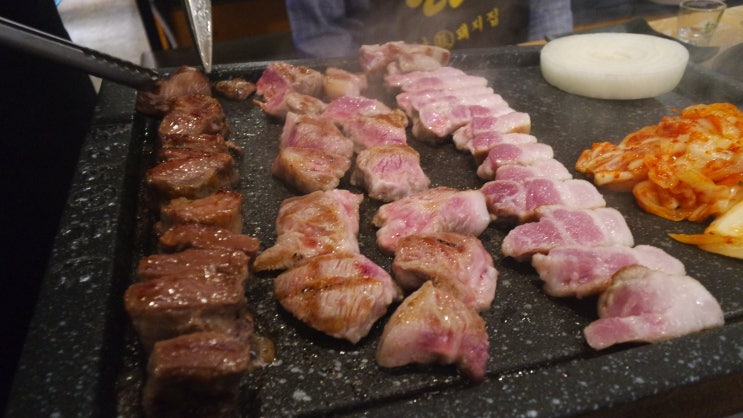  신촌역 고기집/하남돼지집~