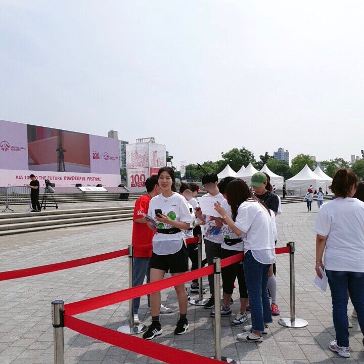  AIA 런더풀 페스티벌