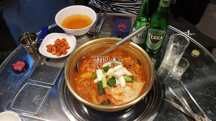 문래동 맛집 돼지갈비볶음탕이 있는 윤스상회