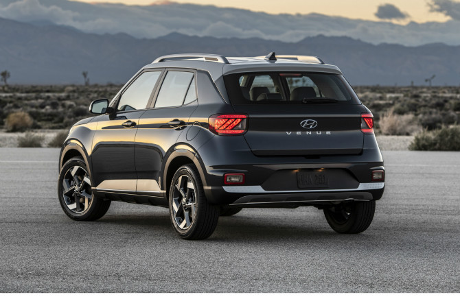  현대 베뉴 VENUE, 가장 작은 천만원대 경형 엔트리 SUV?