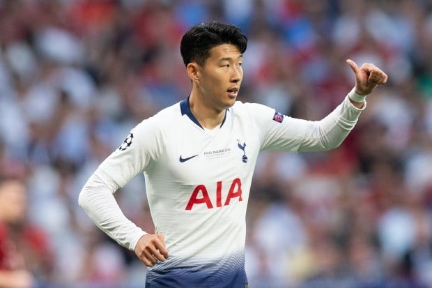  손흥민의 토트넘, UEFA 챔스 결승서 리버풀에 0-2 패 [한경신문]