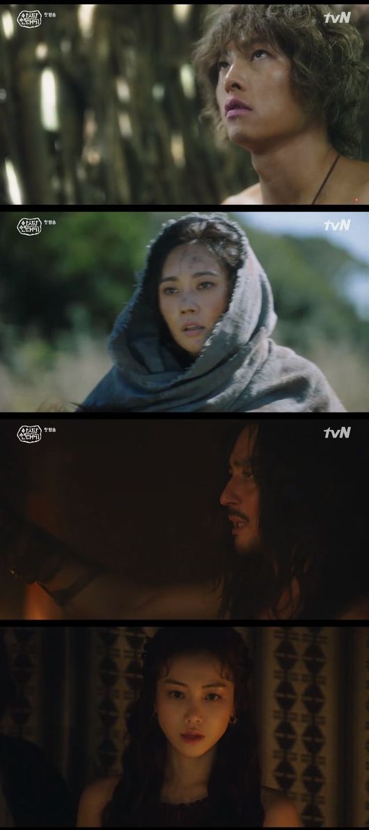  아스달연대기’가 두 영웅 은섬(송중기)과 타곤(장동건)의 엇갈린 운명 추자현이 열고, 송중기가 닫고…대서사시의 시작 아스달 연대기 첫방