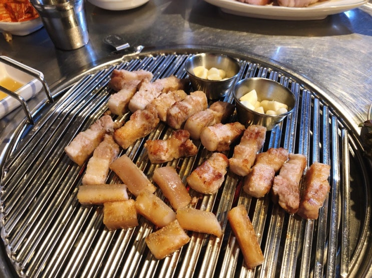  먹골역 맛집 | 백정돈공장 : 제대로 된 고기, 특별한 껍데기까지 꼭 드세요T.T 존맛탱!!