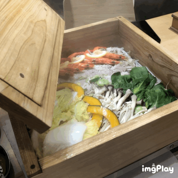  울산롯데백화점 '무국식탁'  편백나무찜 JMT...