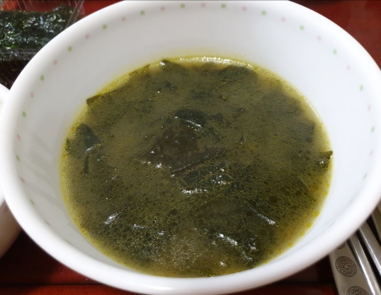  초간단 미역국 끓이는방법 - 고기없이 미역국 맛있게 끓이기