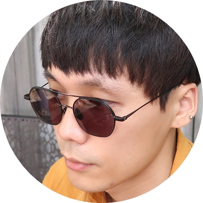  이선균 선글라스로 떴던 스틸러 프리즘, 미친품질이야
