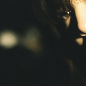  뮤카 Pick - 따스한 질감의 음색! 일본 여성 싱어송라이터 'yuga' 아오이 유우, 다케우치 유코 주연의 영화 '긴 이별'의 주제곡이 삽인된 EP [Gaze]