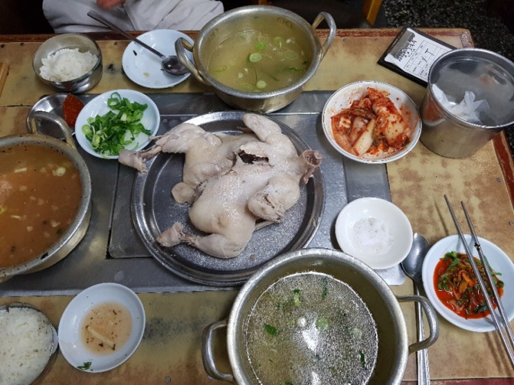  식객 허영만의 백반기행에 나온 충무로 "사랑방 칼국수"집 닭백숙 백반과 칼국수 리뷰~