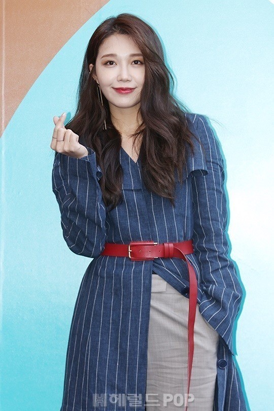'라디오쇼' 정은지가 솔직히 밝힌 #0.0MHz #수입 #손나은(종합) '라디오쇼' 정은지가 솔직히 밝힌 #0.0MHz #수입 #손나은(종합)