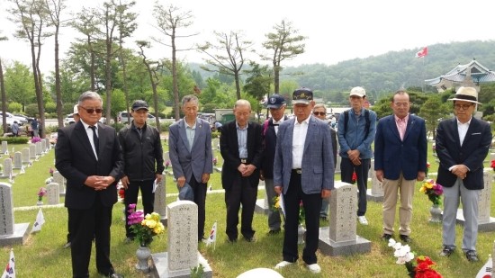  현충원에 다녀왔읍니다. 베토벤의 고민.