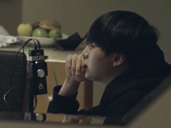  [방탄소년단 빙의글/ 민윤기 빙의글] 메인 PD 브이로그 썰 T