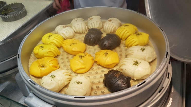  [속초중앙시장 맛집] 속초중앙시장 먹거리 만석닭강정+슬러시꿀똥맥주+탕후루+오징어빵+대게고로케