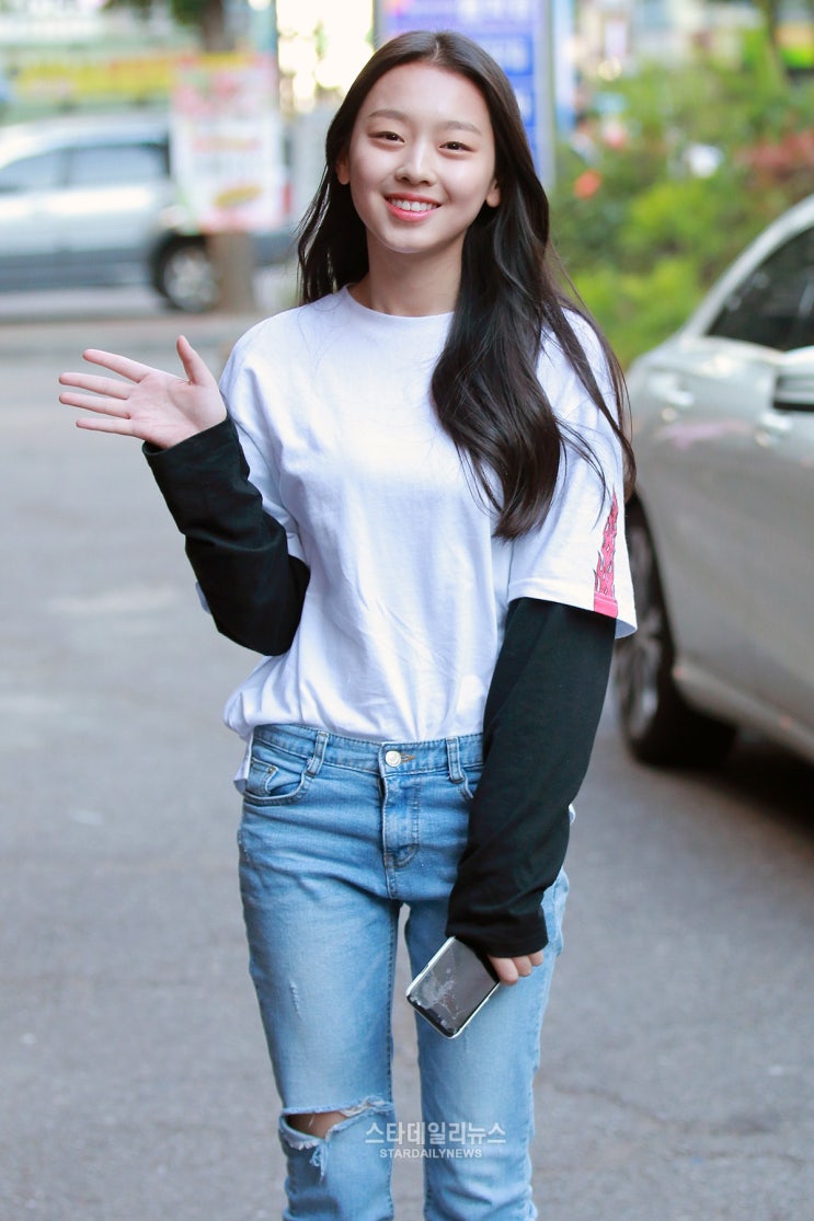  이수민 청바지