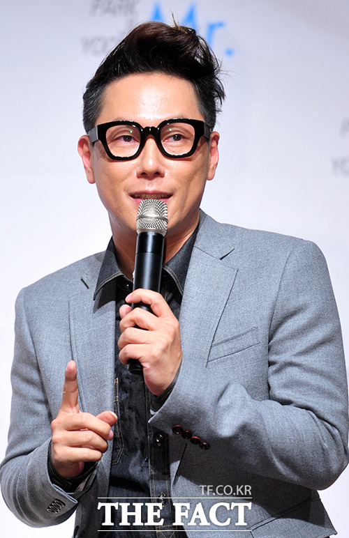  윤종신, '라디오스타' 하차 조율 중…"고인 물 되지 않기 위한 몸부림"