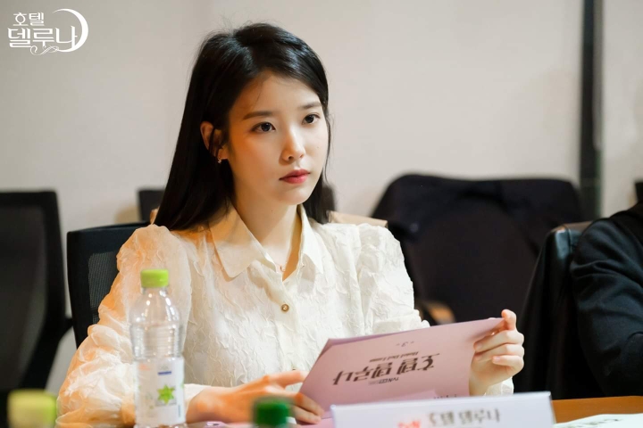  190603 아이유 호텔델루나 대본리딩 스틸컷사진