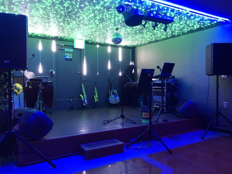  신진도 노래방(라이브)7080라이브041-675-4080