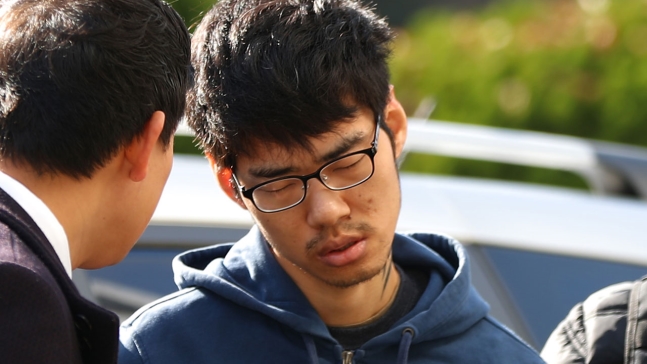  'PC방 살인' 김성수, 징역 30년…동생은 무죄 선고