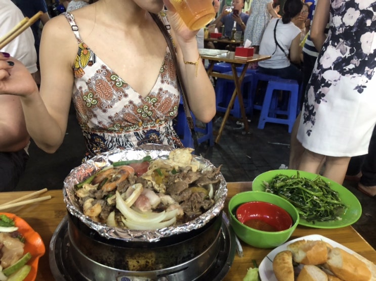  하노이 분위기 좋은 맥주거리, 짠내투어푹람! 한잔 250원