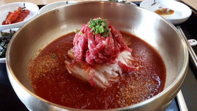  경주 대릉원 냉면 맛집 교촌면옥