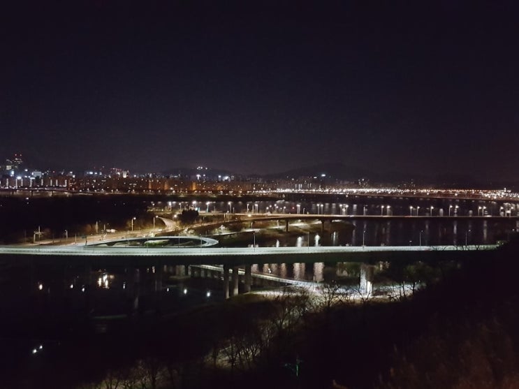  응봉산팔각정 상하좌우 뚫린대표 서울야경