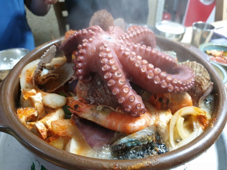  거제항만식당 뚝배기해물탕 명불허전맛집