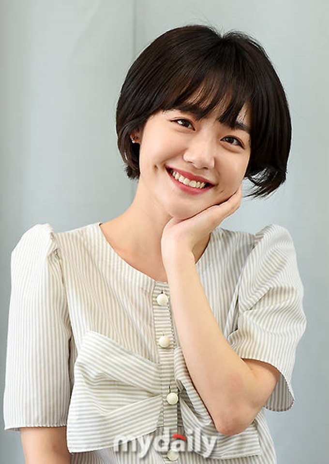  숏컷 단발머리 보조개 여신 [회사가기싫어]소주연