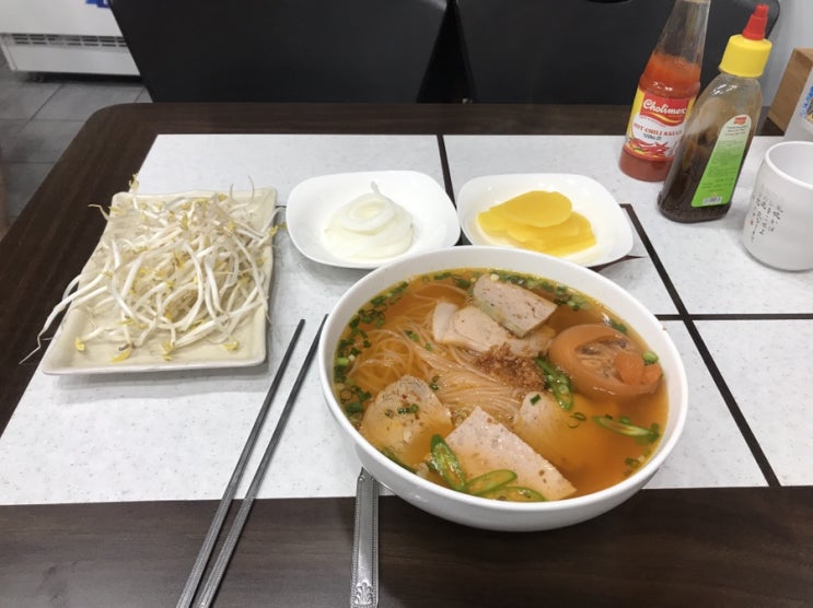  족발국수 ??