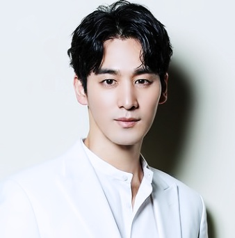  태양의 계절 등장인물 한번 볼까요~