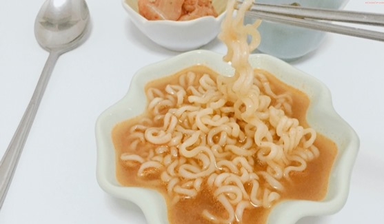  얼큰하고 맛좋은 라면 만들기 레시피!
