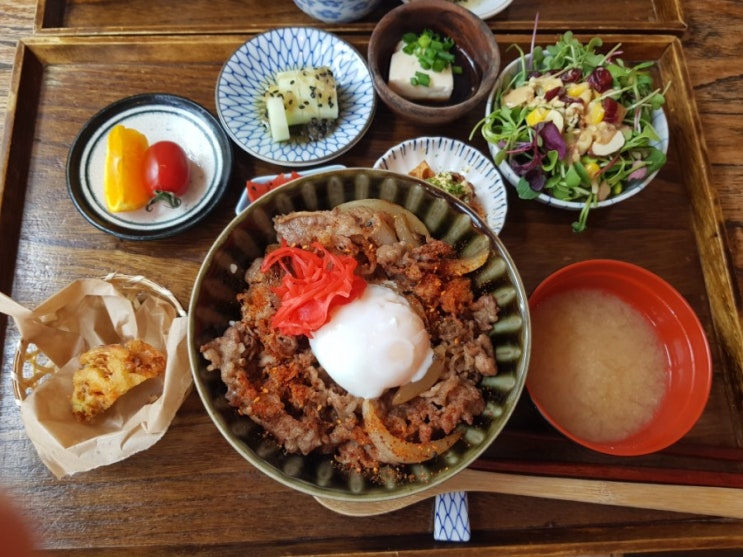  이태원밥집 : 김현우식당 메시야