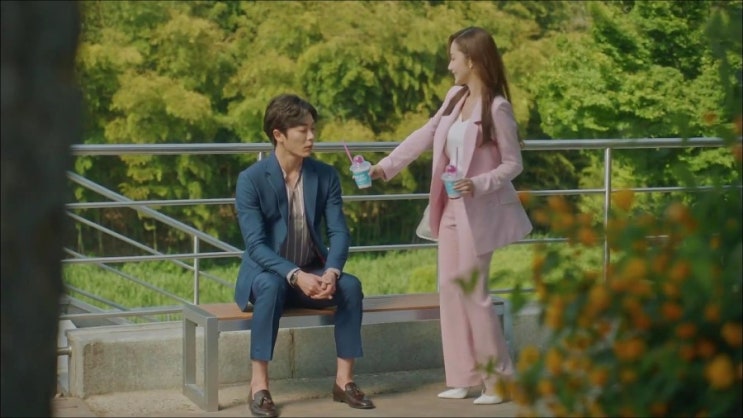  슈츠, SCHUTZ, #그녀의사생활박민영구두