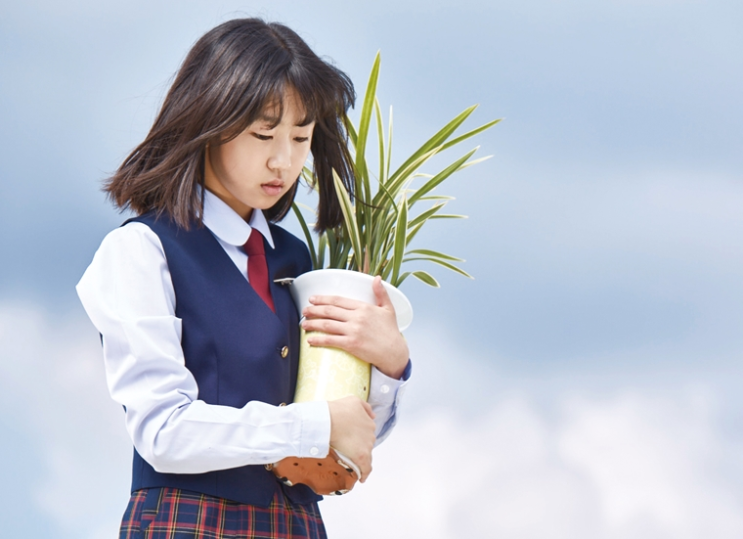  독립영화관 여중생 A 줄거리 결말 미래 랜선 친구 재희 게임 세계 원더링 월드 감독 이경섭 출연 김환희 김준면 이종혁 정다빈 유재상 정다은 촬영장소 여중생 독립영화관 6월 7일