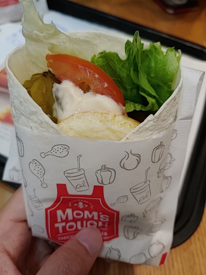  맘스터치 다이어트 추천 메뉴 에그랩 후기