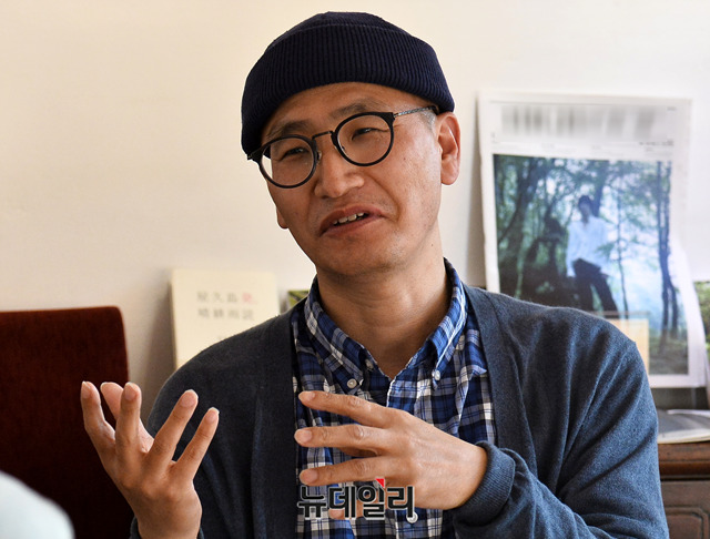  재팬올/ 수천년 원시섬의 정기, 앵글에 담다…'원령공주' 사진전~ 뉴데일리 기사