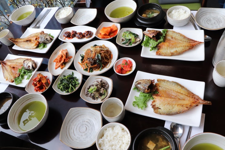  강남역 한정식 노랑저고기 보리굴비 깔끔하니 맛나!!