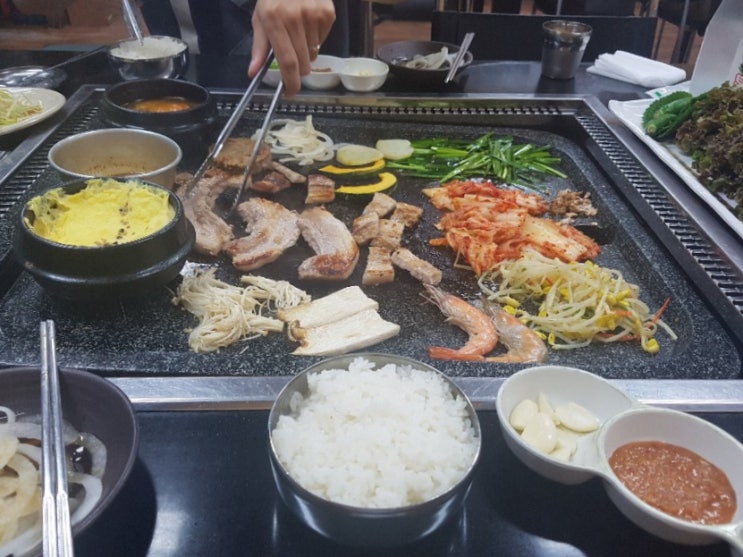  영종도 왕돌판생삼겹구이