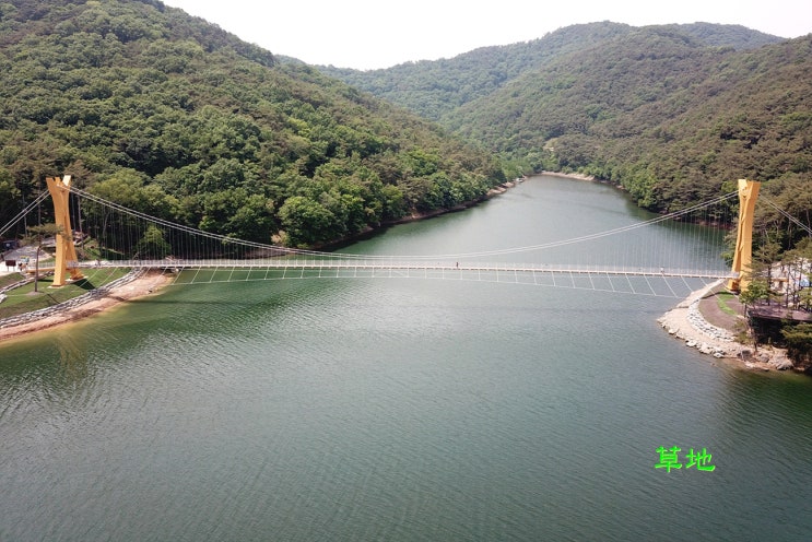  장성호 수변길의 엘로우 출렁다리 왕복 힐링 트레킹