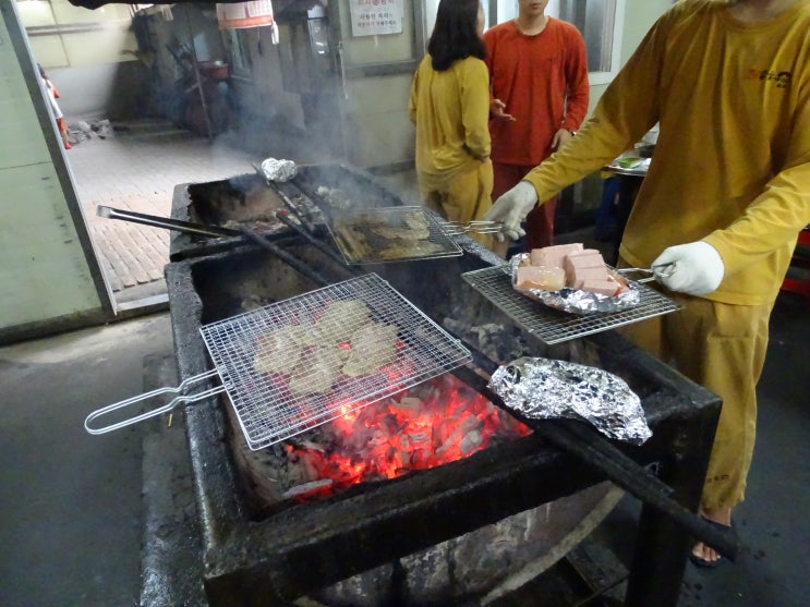  (기안84 찜질방) '장흥 참숯가마'에서 계곡도 즐기고 삼겹살도 구워 먹기~