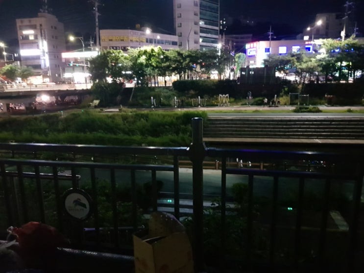  여름 카페...