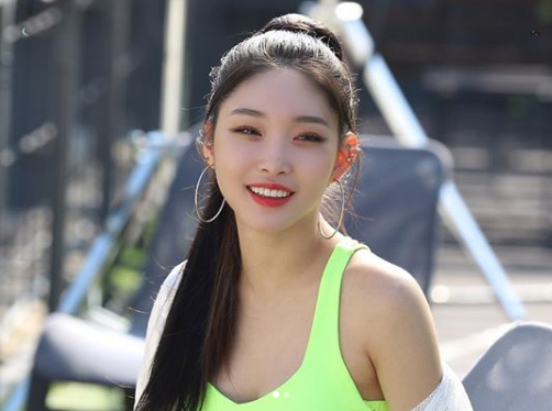  전지적참견시점 '전참시' 청하 성형전 본명 가슴수술 몸매 집 키 몸무게 매니저 나이 가수