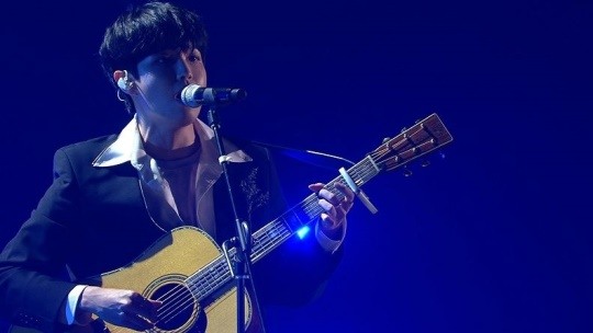  김재환, 솔로 가수의 첫 번째 발자국을 함께 하는 유희열의 스케치북