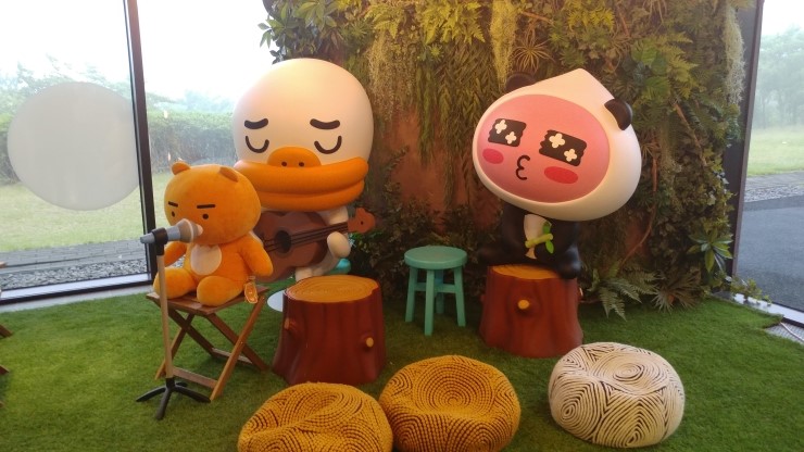  [제주 핫플레이스] 내 심장을 가격하는 캐릭터들이 있는 곳! 카카오프렌즈샵 제주점