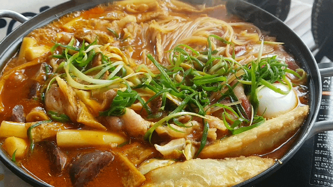  부루스타 떡볶이 매탄동 맛집 : 차돌박이 떡볶이