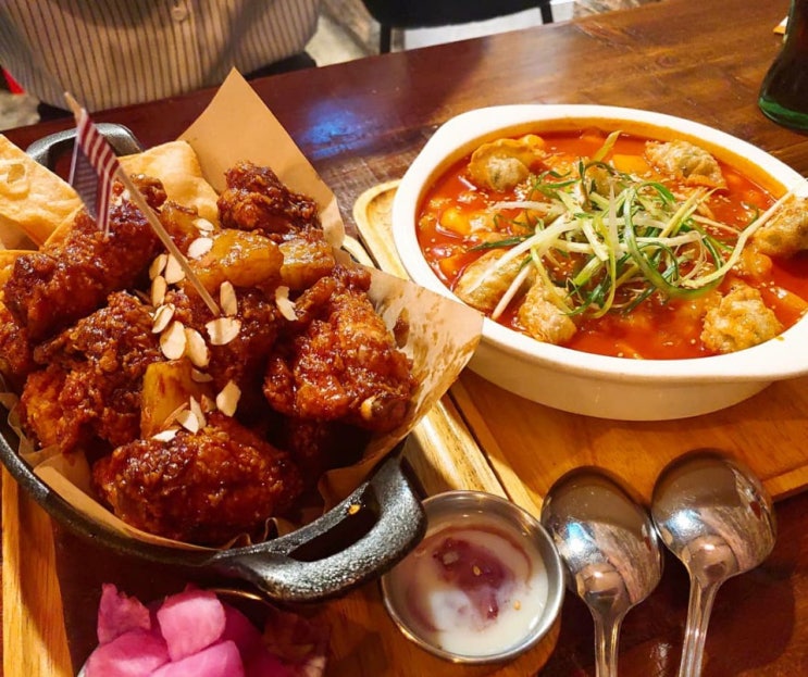  명동 맥쓰세계치킨  정말 어려운 명동 맛집찾기