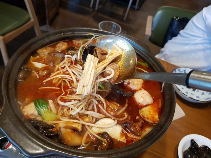  송리단길 마라곱창전골 먹으러~중국가정식 진지아 굿!