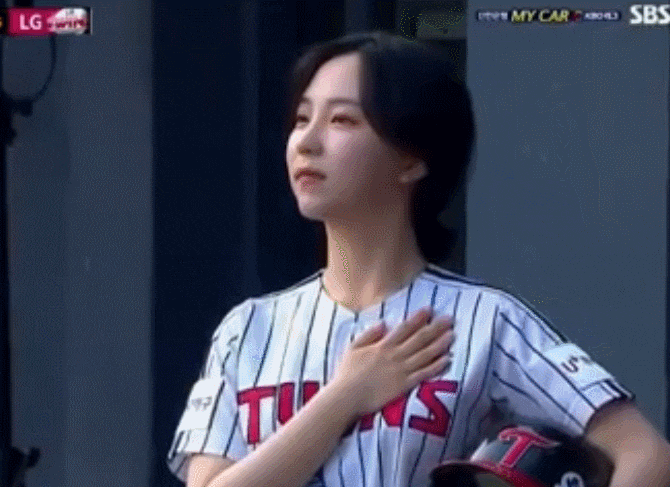 역대급 미모 엘지배트걸 이혜준 움짤 영상 인스타그램 역대급 미모 엘지배트걸 이혜준 움짤 영상 인스타그램