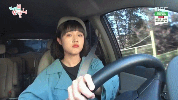  전참시 청하 매니저 류진아, 귀엽고 앳된 외모로 화제