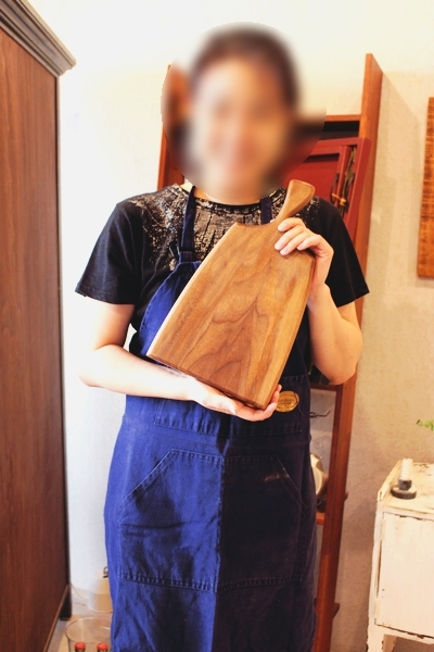  나만의 도마 만들기, "나무가 변신하는 과정 너무 신기해요", 신혼부부 데이트 코스