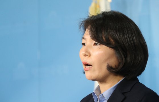 전희경 "김원봉이 국군 뿌리? 대통령 선 넘었다"